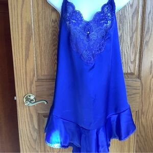 Cobalt blue NWT chemise/slip  L